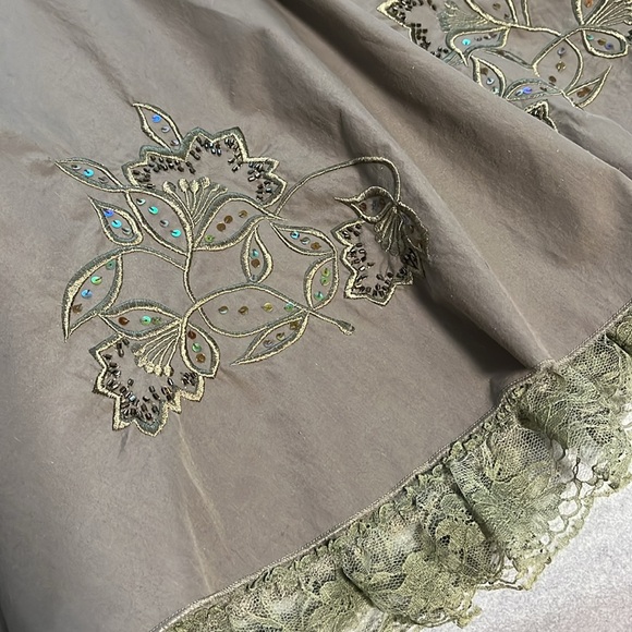 Woodland Fairy Embroidered Midi Skirt Large Lace Cottage Gypsy Artsy Modest Boho - Picture 2 of 10
